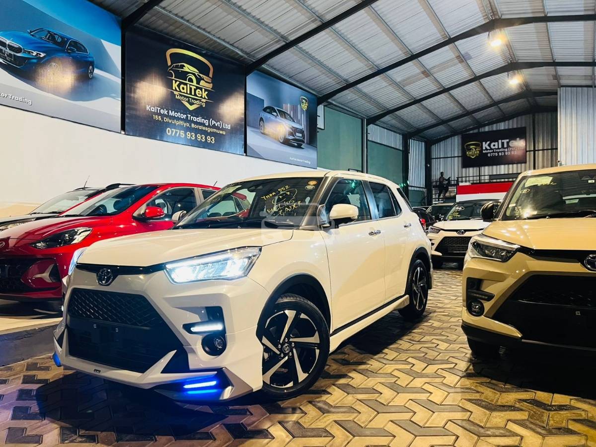 Image Toyota Raize 1.2L Hybrid Auto Parking 2026